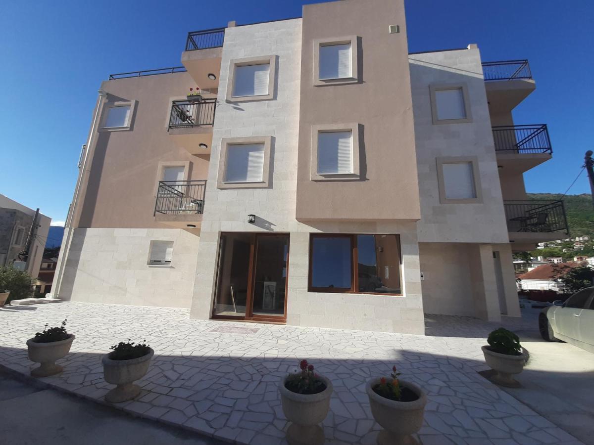 Sunset Apartment Tivat Exterior photo
