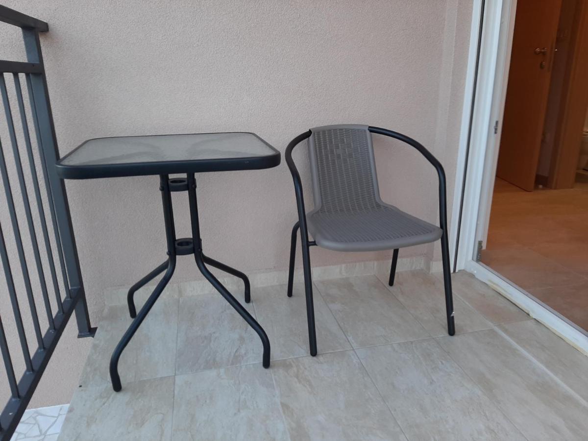 Sunset Apartment Tivat Exterior photo